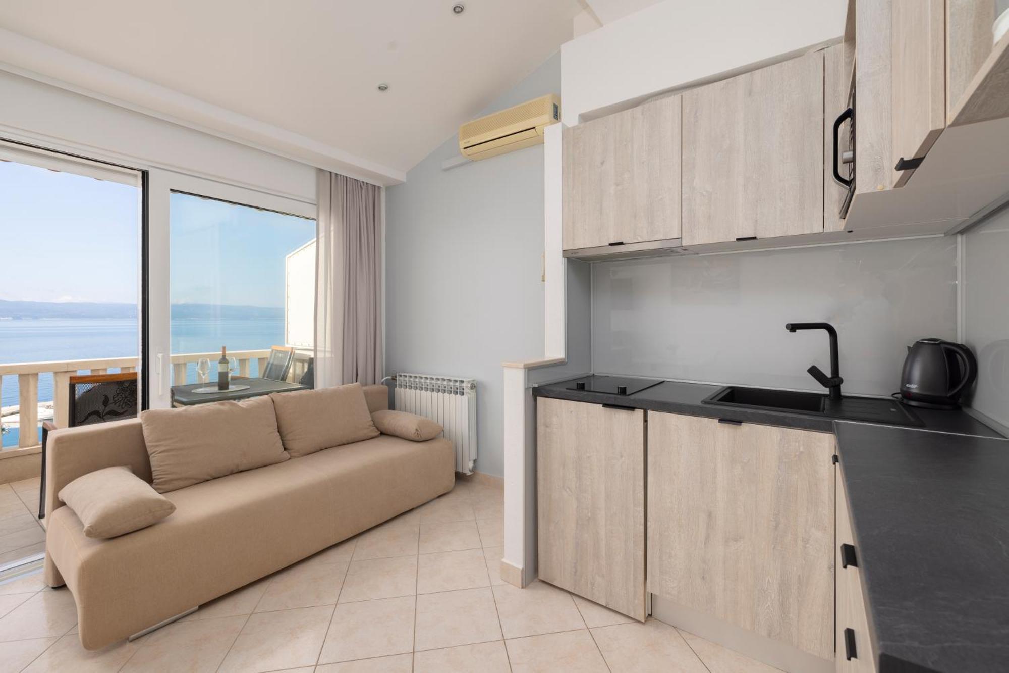 Apartmans Lale Brela Εξωτερικό φωτογραφία
